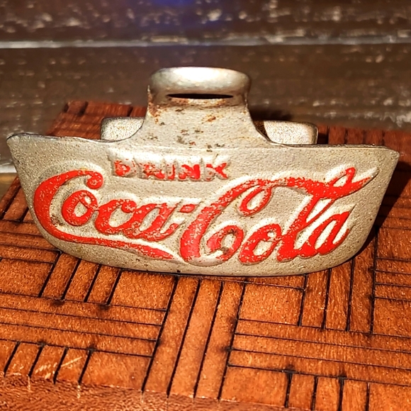 1942 Coke Opener Starr X Brown Co. #233088 Wall Mount Bottle Opener Newport VA - Picture 1 of 3
